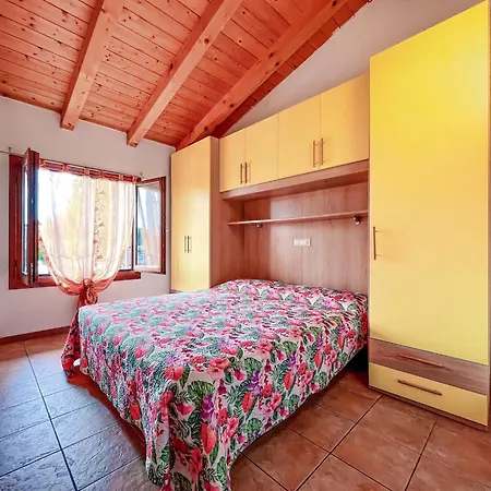 Apartment Garden-front House In Bibione