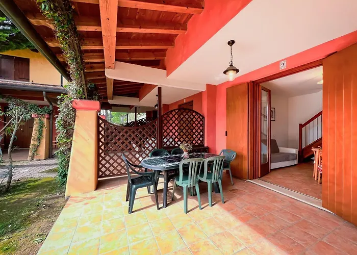 Garden-front House In