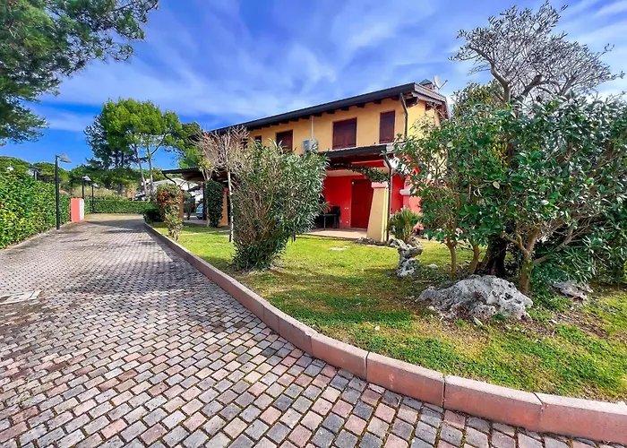 Garden-front House In Appartement Bibione